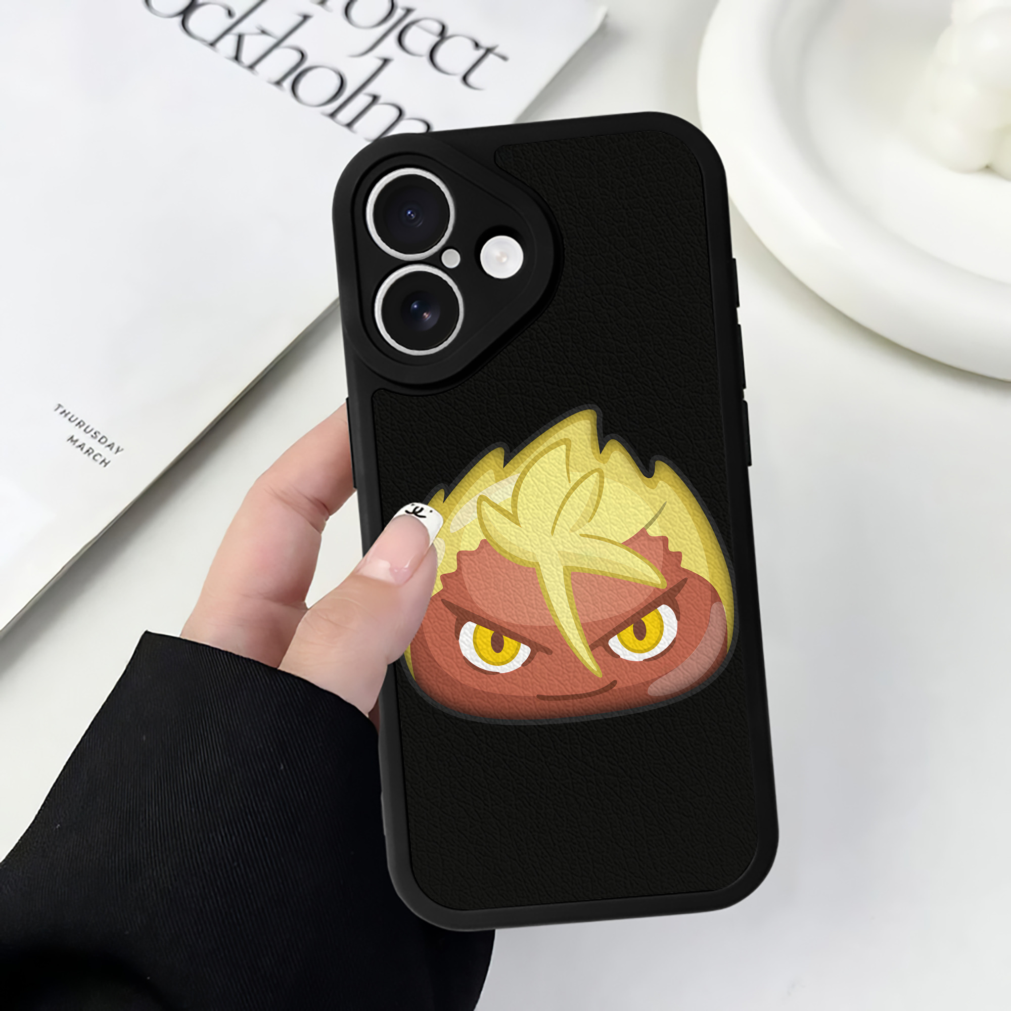 （画像用） 妖怪ウォッチ Yo-kai Watch 【iPhone 16シリーズ対応】シリコンスマホケース（レザー調） 材質：シリコン